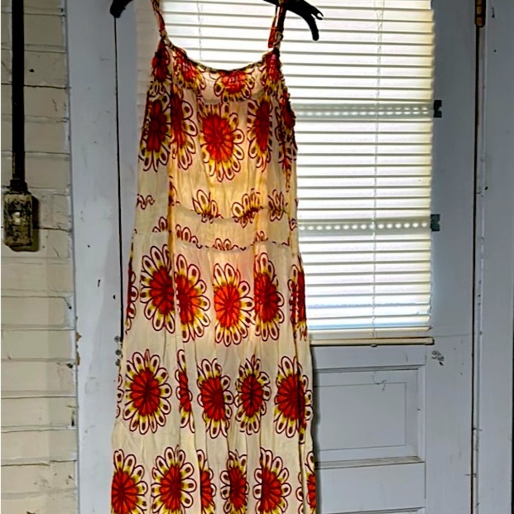 Women’s dress
